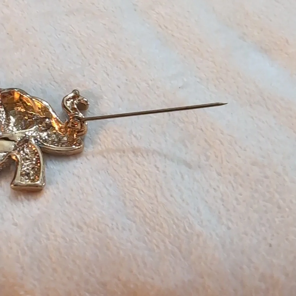 N/A vintage elephant